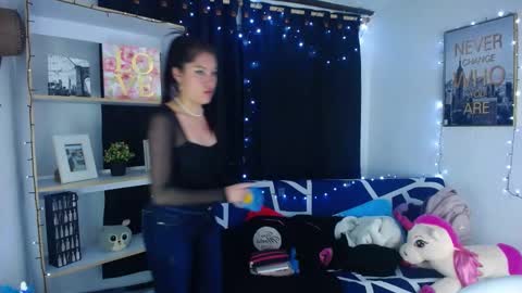 sian online show from January 2025 06:25:01 PM