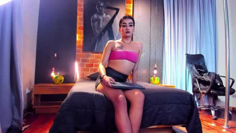 SinnaDark online show from March 2026 11:33:02 AM