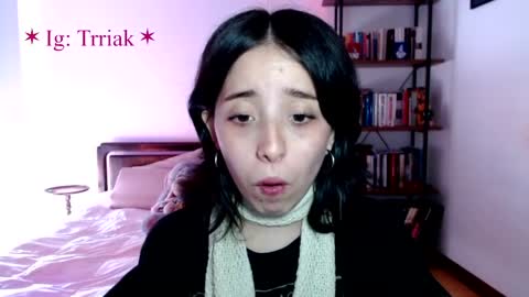 silkbite online show from April 2026 10:10:01 PM