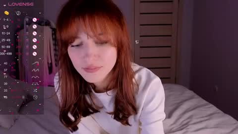 silly___woman online show from April 2026 08:34:01 PM