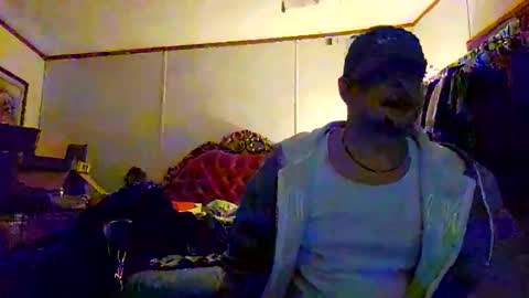 Jay  Silverfox706 online show from December 2025 07:00:01 PM