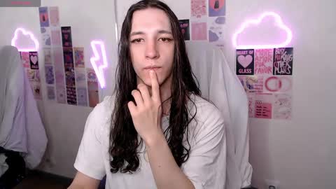 silvermuse online show from April 2026 05:44:01 PM