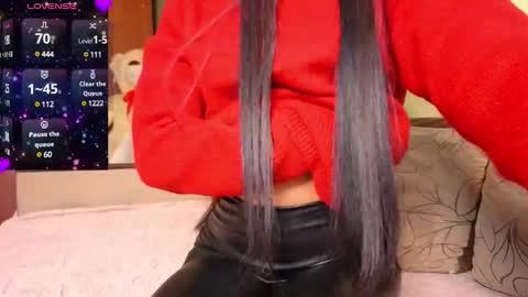 miss Anna online show from December 2024 12:00:01 PM