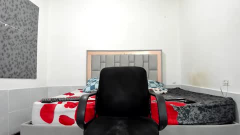 SIMON KELER online show from February 2026 02:43:01 AM