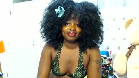 simply_eve1 online show from June 2026 01:52:02 AM