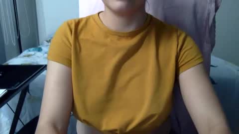 Sindra online show from December 2024 08:49:02 PM