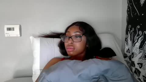 sireddesired_ online show from April 2026 08:42:02 PM