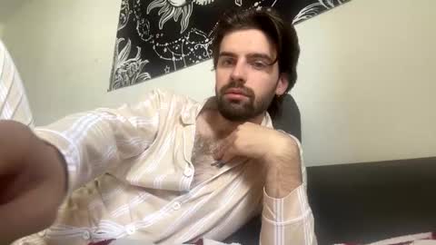 Niki online show from October 2025 10:10:02 AM