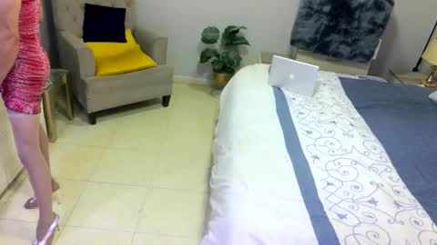 D i f a  Ana Arbeh shemale online show from April 2026 08:56:01 AM