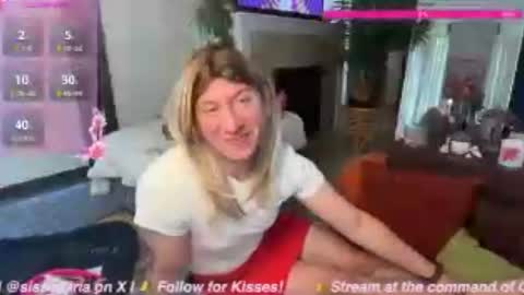 sissymaddieee online show from July 2026 05:26:02 PM