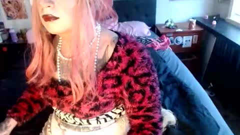 sissyslutliana69 online show from March 2026 12:19:01 PM