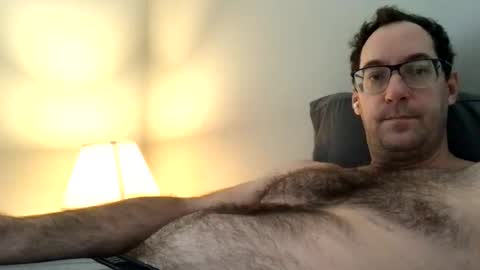 Snapshot of sixfootseven chatting on December 2024 02:48:02 PM sixfootseven online show from December 2024 02:48:02 PM