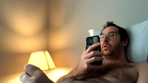 Snapshot of sixfootseven chatting on February 2025 02:43:01 PM sixfootseven online show from February 2025 02:43:01 PM