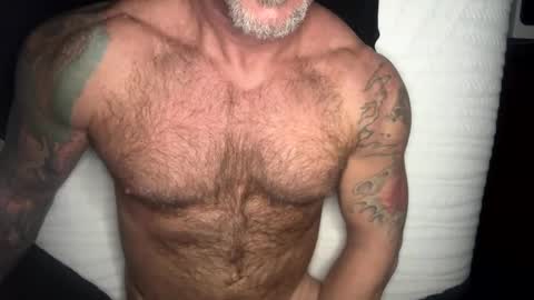 Snapshot of skimaskedbeef chatting on December 2024 09:28:02 AM BEEF online show from December 2024 09:28:02 AM