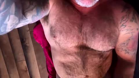 Snapshot of skimaskedbeef chatting on March 2025 07:54:02 AM BEEF online show from March 2025 07:54:02 AM