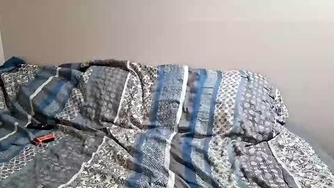 Skiniminitits online show from February 2026 03:24:02 AM