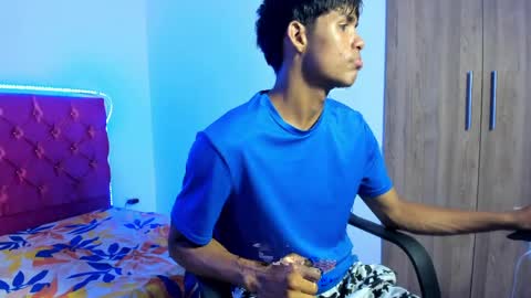 sam online show from April 2026 02:50:02 AM