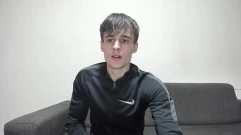 Snapshot of skinnyguywithbigd chatting on January 2025 08:44:01 PM skinnyguywithbigd online show from January 2025 08:44:01 PM