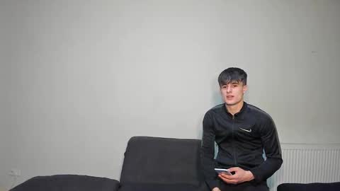 Snapshot of skinnyguywithbigd chatting on September 2025 10:33:02 PM skinnyguywithbigd online show from September 2025 10:33:02 PM