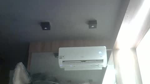 skinnykittencam online show from February 2026 04:35:02 PM