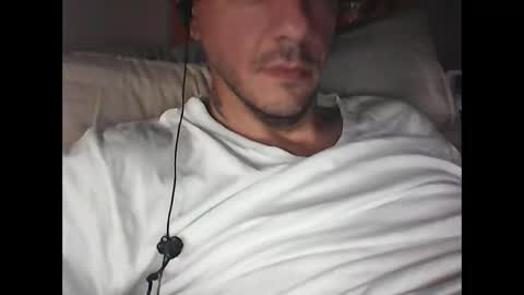 Easy-E online show from October 2025 08:19:01 PM