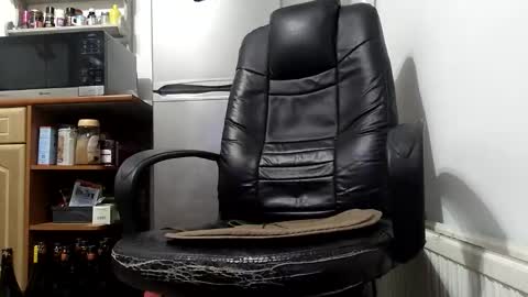 Pussy fan online show from January 2026 09:02:02 PM