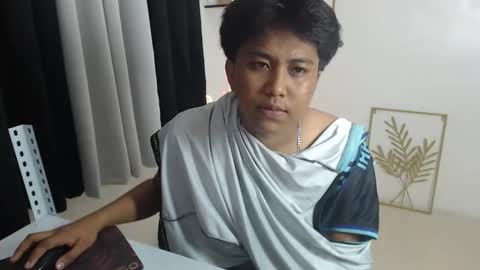 Snapshot of skyler_twinkx chatting on April 2026 08:59:02 AM Skyler online show from April 2026 08:59:02 AM