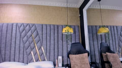 skylerbloom online show from April 2026 03:00:01 AM