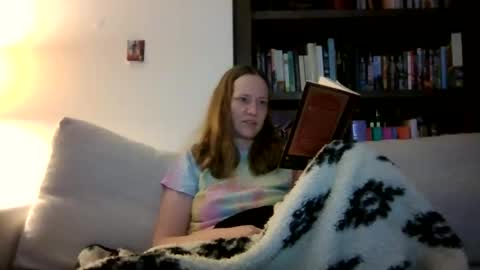 Snapshot of skywinters chatting on May 2026 01:11:02 AM Sky Winters online show from May 2026 01:11:02 AM