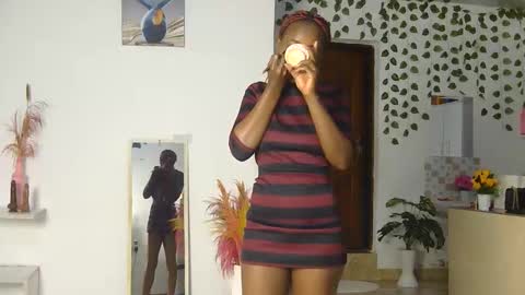 Snapshot of skyy_brown chatting on June 2026 12:55:01 AM Bella online show from June 2026 12:55:01 AM