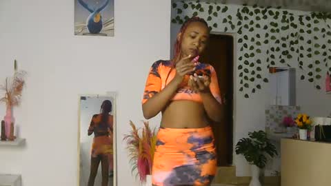 Snapshot of skyy_brown chatting on June 2026 01:41:01 AM Bella online show from June 2026 01:41:01 AM