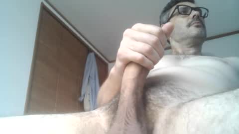 Snapshot of slambo001 chatting on July 2026 11:31:01 PM slambo001 online show from July 2026 11:31:01 PM