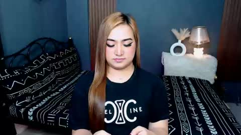 Queen Cyrine online show from July 2026 01:58:33 AM