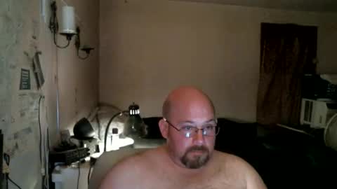 Snapshot of slavejim518 chatting on November 2025 03:08:02 AM slavejim online show from November 2025 03:08:02 AM