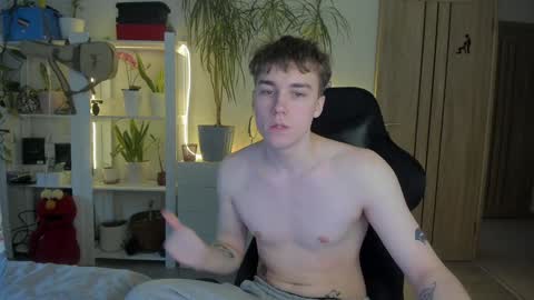 Mila online show from February 2025 01:11:02 PM