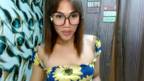 Snapshot of slutqueen_raz chatting on July 2026 11:56:02 AM Raz online show from July 2026 11:56:02 AM