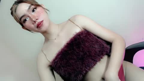 Snapshot of slutty_rose69 chatting on May 2026 10:55:02 AM slutty_rose69 online show from May 2026 10:55:02 AM