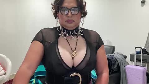 sluttygina1 online show from December 2024 05:55:01 PM