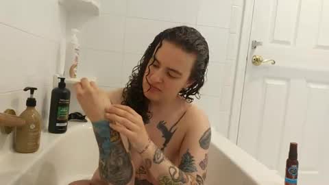 Snapshot of sluttysuzie17 chatting on June 2026 03:25:01 PM SluttySuzie17 online show from June 2026 03:25:01 PM
