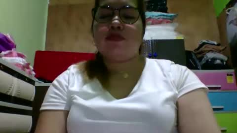 Lovewella online show from April 2026 01:36:02 PM