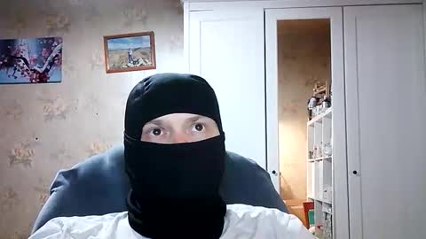 Smalldickbigbals online show from May 2026 07:31:01 PM