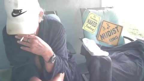 Snapshot of smallpenisbigtongue chatting on March 2026 01:37:01 PM Daddy online show from March 2026 01:37:01 PM