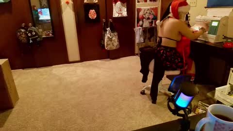 Queen Alice online show from December 2024 07:50:01 AM