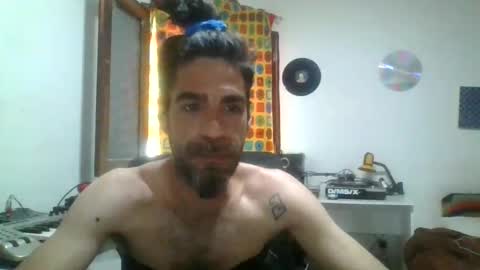 willy online show from May 2026 06:33:01 AM