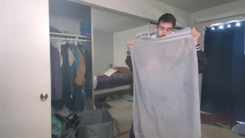 Snapshot of smilingwanker chatting on February 2026 06:17:02 PM smilingwanker online show from February 2026 06:17:02 PM