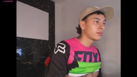 Snapshot of smith_grey chatting on February 2026 05:53:02 PM smith grey online show from February 2026 05:53:02 PM