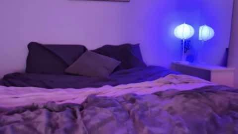 Snapshot of smokyaurora chatting on November 2025 07:58:01 PM SmokyAurora online show from November 2025 07:58:01 PM