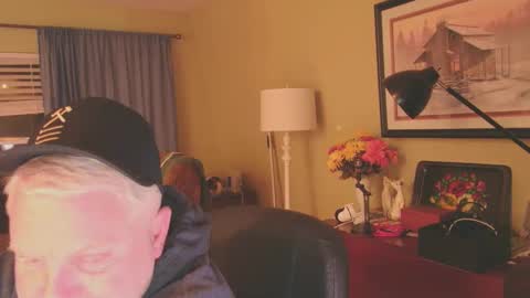 smokymountanman online show from December 2025 02:31:01 AM