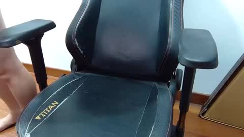 smoothasianm online show from April 2026 04:30:01 PM