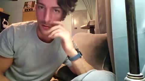 Snackyyyy online show from May 2026 03:12:01 AM